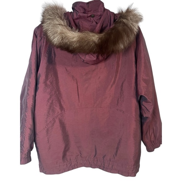 Towne by London Fog Women’s jacket. Iridescent burgundy with fur trim hood Sz L - Picture 2 of 7